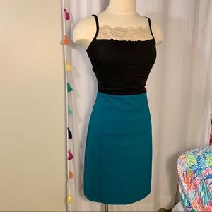 White House/Black Market stretch pencil skirt sz 4